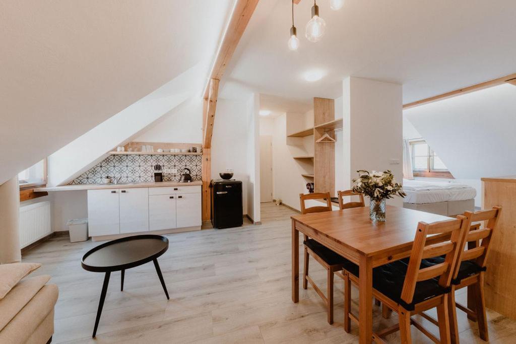 Apartmany Stare Mesto Зноймо Экстерьер фото