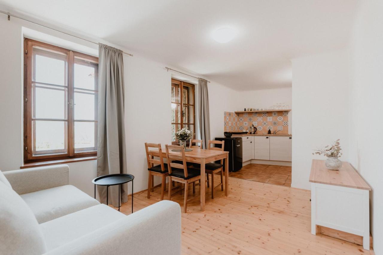 Apartmany Stare Mesto Зноймо Экстерьер фото