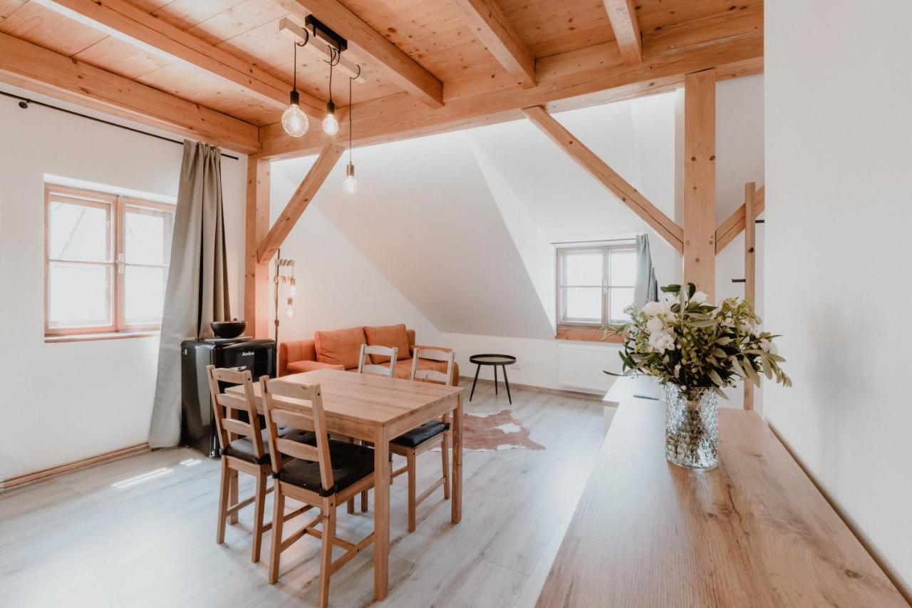 Apartmany Stare Mesto Зноймо Экстерьер фото
